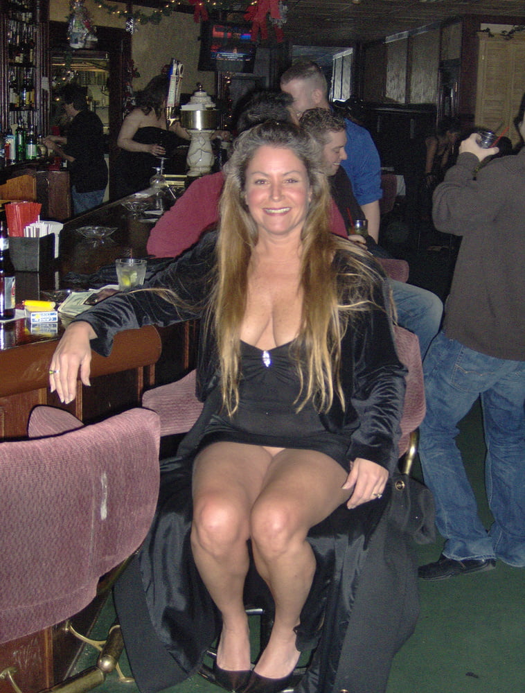 Hot Amateur Mature Matures In Rafters And Clubs